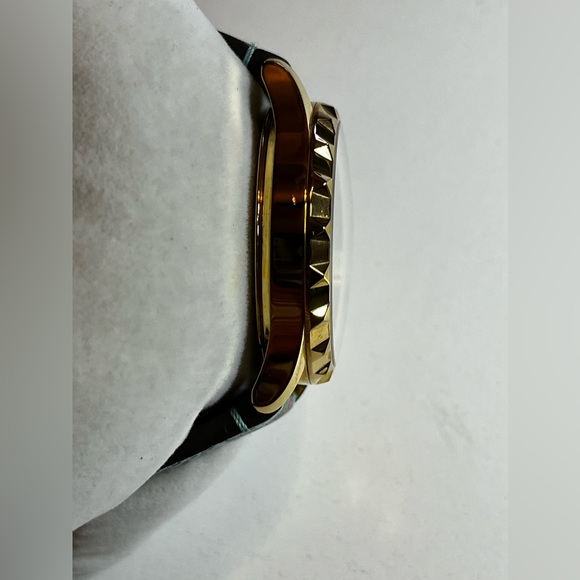 GUCCI YA1264085 G-Timeless “AQUA FLORA” Ladies Watch - Picture 6 of 16